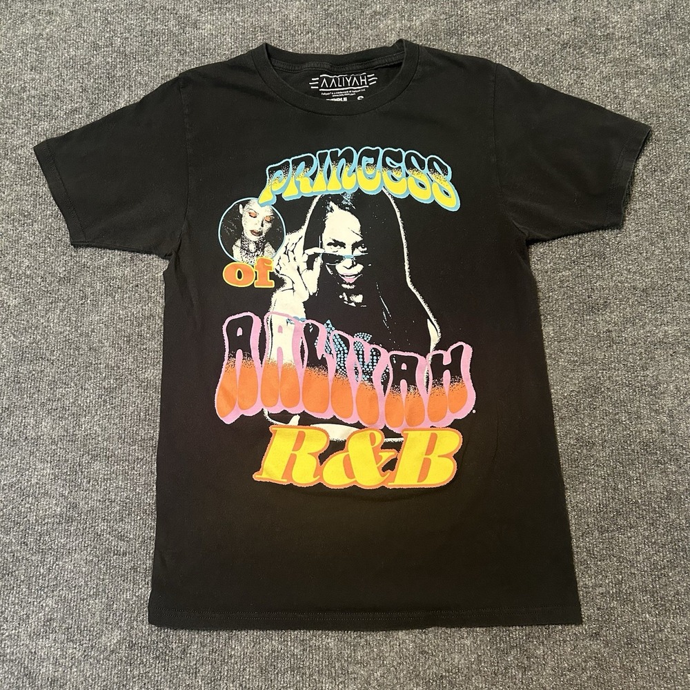 Aaliyah Princess Of‎ R & B T-Shirt Mens Small Short Sleeve Crewneck Black